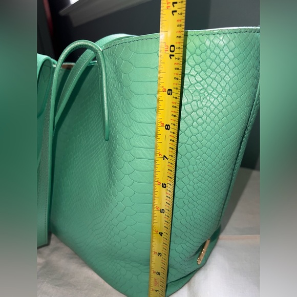 💚 GiGi New York Python Embossed Women's Tote Bag, Handbag, Purse! LN Excellent! - Picture 9 of 11